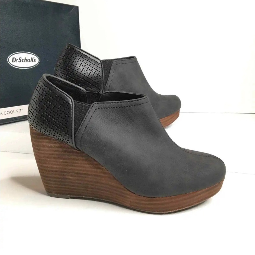 New cute wedge booties!